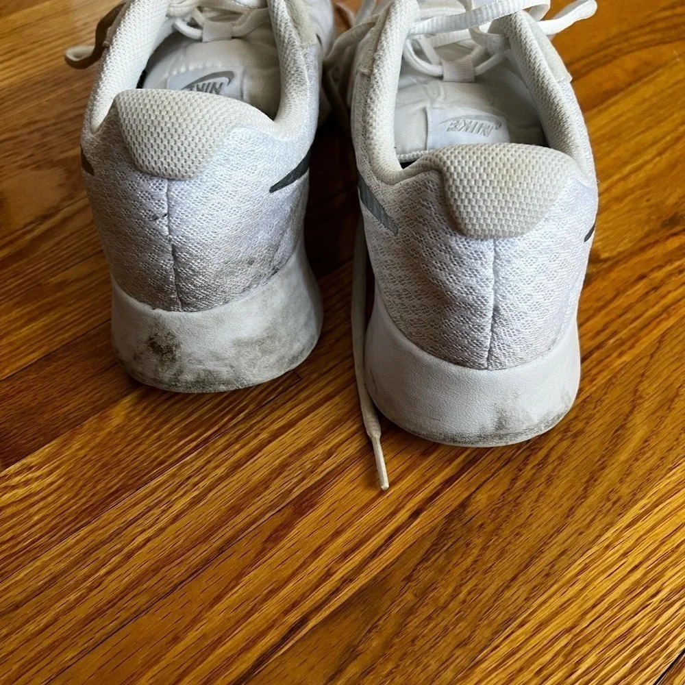 Nike sneakers - Picture 3 of 6